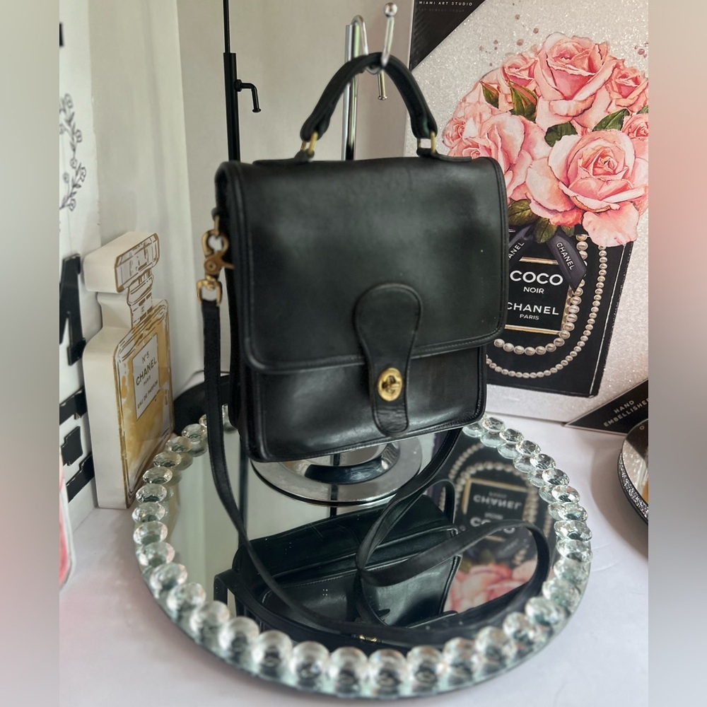 Coach vintages black leather Crossbody Bag - Picture 4 of 11